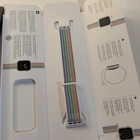 Apple 44mm White/Multi-Color Pride Edition Nike Sport Loop - Picture 12 of 14